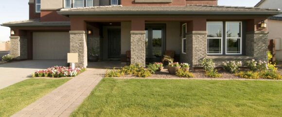 lawn mowing service in Phoenix, AZ